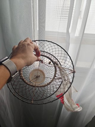 Cesta de pesca y accesorios