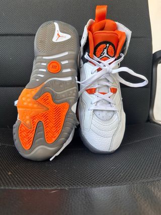 Nike Scarpe da Basket Unisex Arancioni Bianche