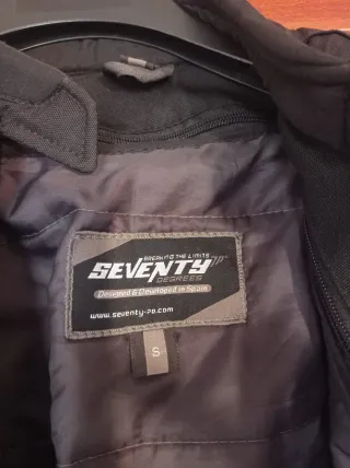 Chaqueta de moto negra