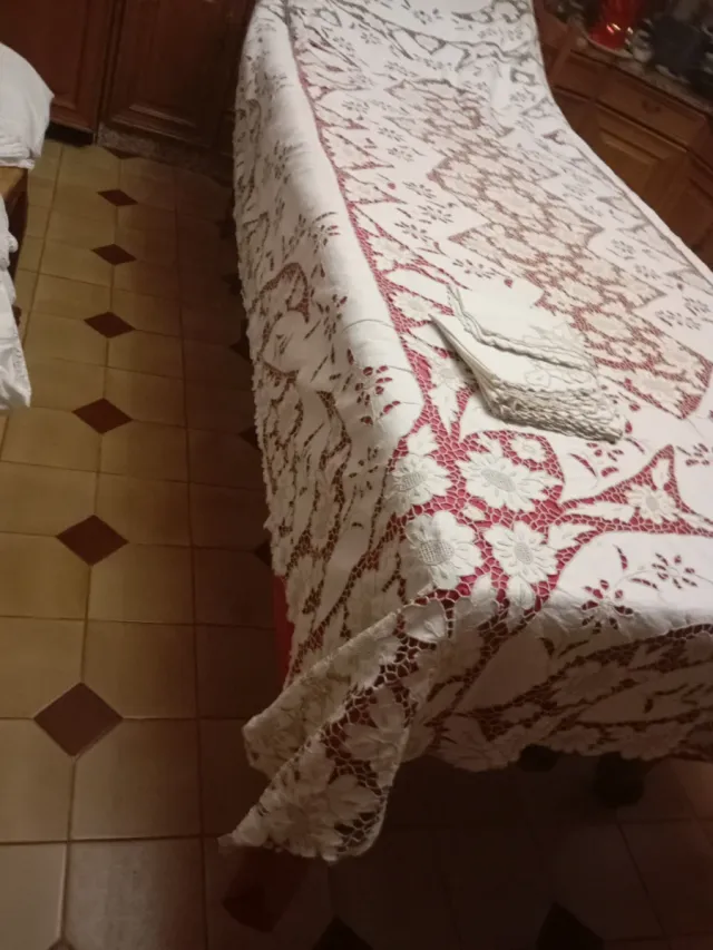 Mantelería antigua de 1850 para quien ame antiguo