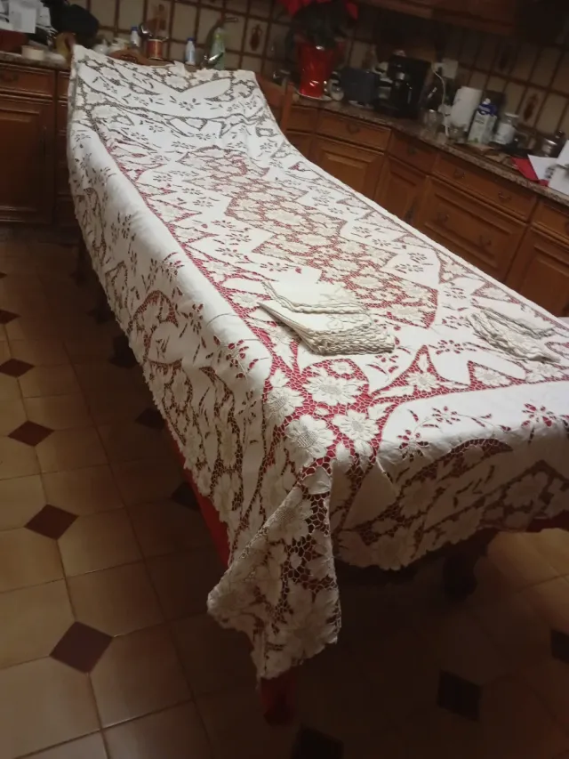 Mantelería antigua de 1850 para quien ame antiguo