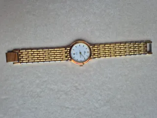 Orologio da donna in oro e argento Lotus