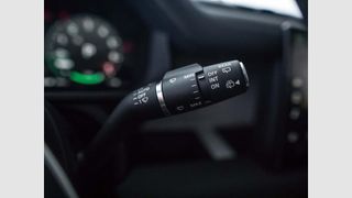 Land Rover Defender 2.0 Si4 300 S 110 Auto 4WD PHE