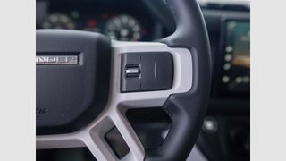 Land Rover Defender 2.0 Si4 300 S 110 Auto 4WD PHE