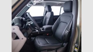 Land Rover Defender 2.0 Si4 300 S 110 Auto 4WD PHE