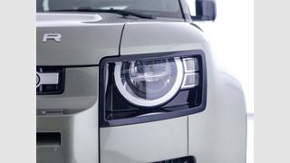 Land Rover Defender 2.0 Si4 300 S 110 Auto 4WD PHE