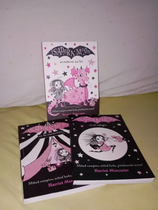 Isadora Moon va de excursion / Isadora Moon Goe...