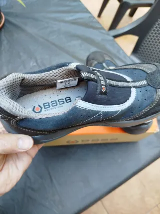 Zapatos de seguridad Base negros y grises