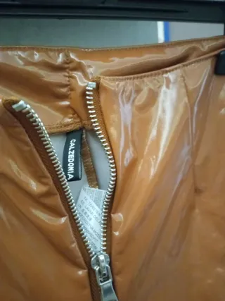 Pantaloni donna effetto pelle marrone XS