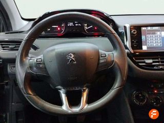 Peugeot 208 5P ALLURE 1.2L PureTech 60KW (82CV)