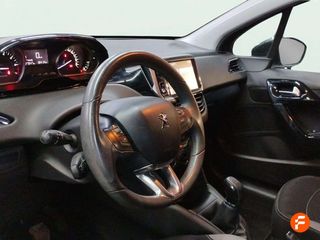 Peugeot 208 5P ALLURE 1.2L PureTech 60KW (82CV)