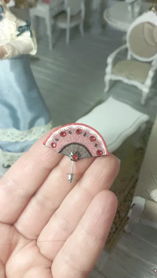 Ventaglio miniatura Dollhouse 1:12