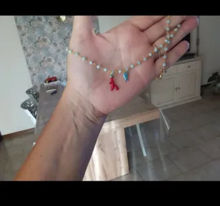 Collana cristalli turchesi, pesciolino e corallo
