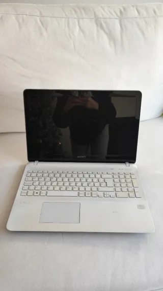 Portátil Sony Vaio Blanco i3
