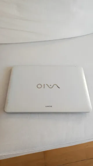 Portátil Sony Vaio Blanco i3