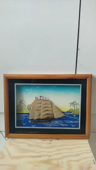 Quadro con nave in legno e carta