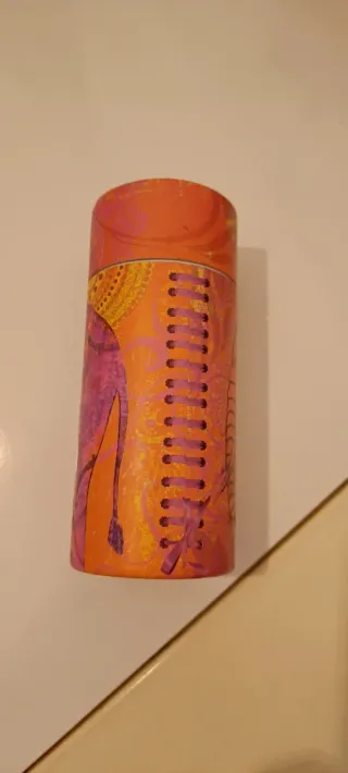 Gafas de sol infantiles azules y naranjas