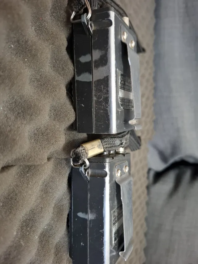 Walkie Yaesu FT-23R à venda