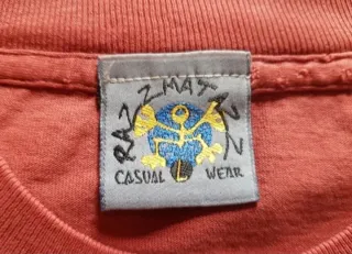 Camiseta manga larga. Marca Razzmatazz. Talla L