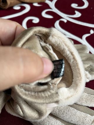 Guanti donna foderati con fibbia dorata