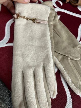 Guanti donna foderati con fibbia dorata