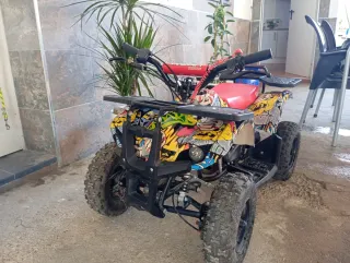 Lote: Moto niño, Quad y Patinete