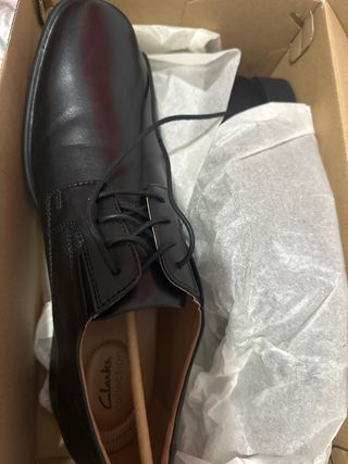 Zapatos de vestir Clarks negros