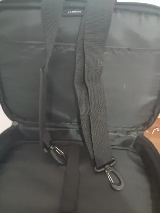 Bolso para portátil o tablet negro