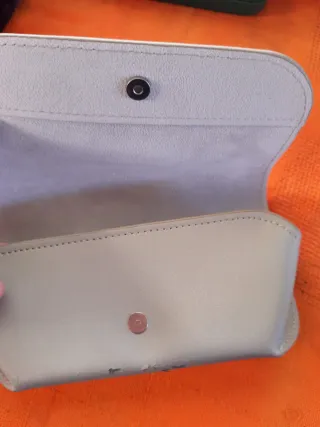 Gafas de sol y caja,stilo de Giorgio Armani grises