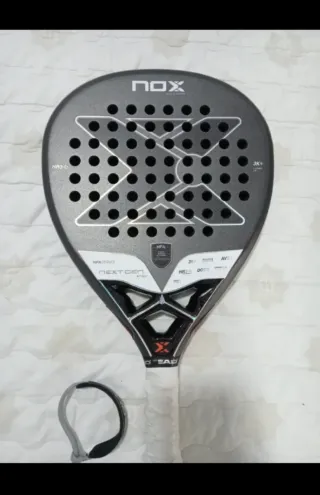 Pala de pádel Nox NextGen Attack 2025
