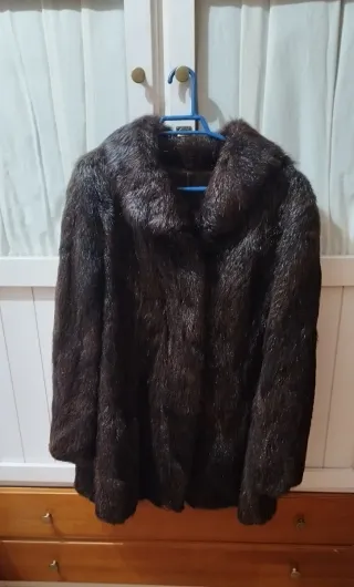 Chaquetón de pelo marrón