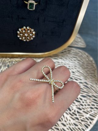 Anillo Lazo con Circonitas - acero inoxidable