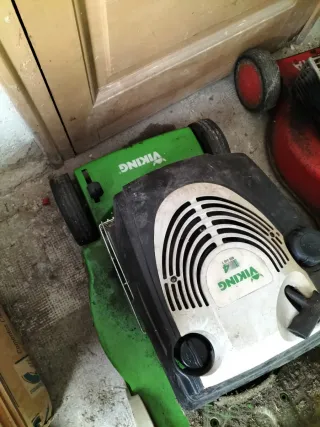 Cortacésped gasolina Seguna mano Viking MB 448 T