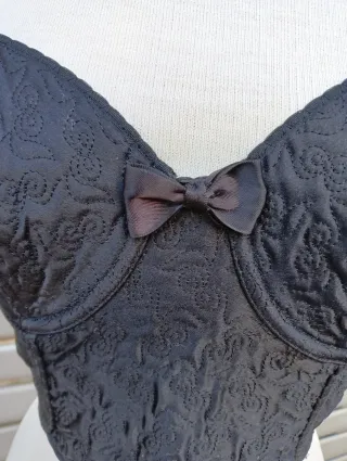 Top bustier vintage corazón negro