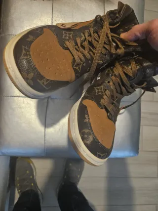 Sneakers Louis Vuitton VUITTON OFF