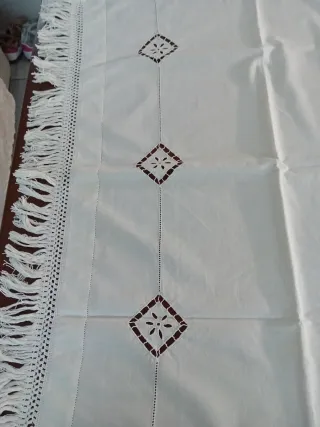 Asciugamano in lino ricamato a mano 130x70 cm