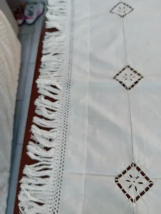 Asciugamano in lino ricamato a mano 130x70 cm