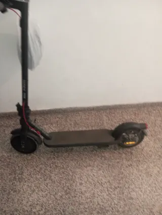 Patinete Eléctrico Xiaomi electric scooter 4 impec