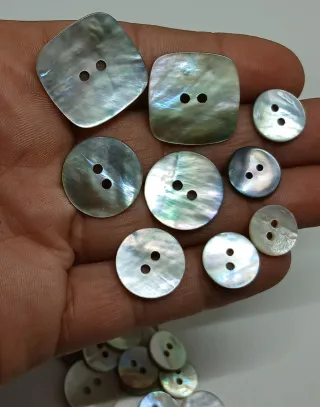 Collezione bottoni vintage madreperla