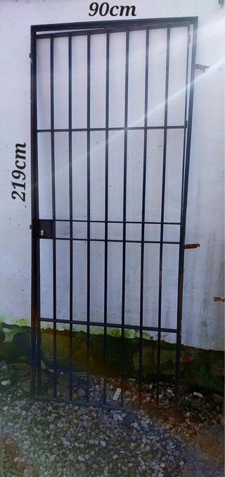 Puerta reja90x219cm