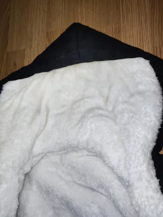 Abrigo niño negro y gris