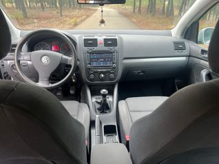 Volkswagen Golf V