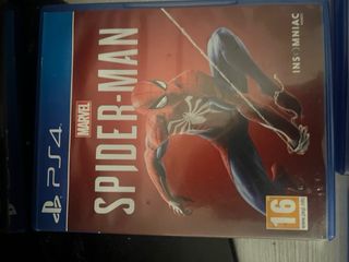 PS4 (PlayStation 4) Negra + 2 Mandos