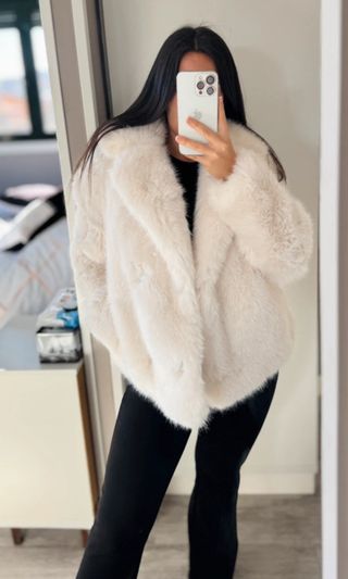 Abrigo peluche blanco Zara