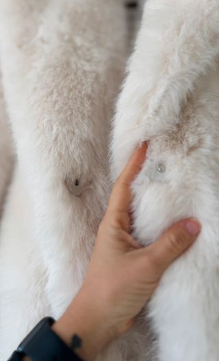 Abrigo peluche blanco Zara