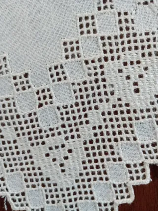 Asciugamano lino ricamato a mano 130x64 cm