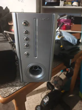 Subwoofer Harman Kardon Plata