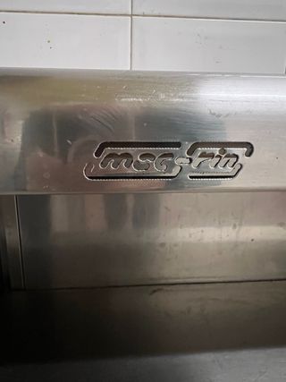 Mueble de bar de acero inoxidable