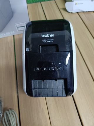 Brother QL-800 - Impresora de Etiquetas (térmica Directa, 300x600 dpi, Centro, Izquierda, Negro, Rojo, Raster_P, alámbrico)