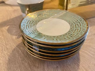 Juego de tazas de porcelana doradas y verdes